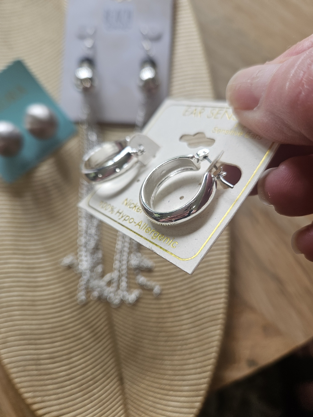 Earring Bundle - Picture 9 of 11